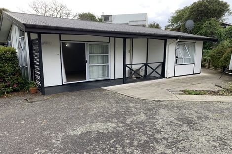 Photo of property in 42 Makora Road, Otaihanga, Paraparaumu, 5036