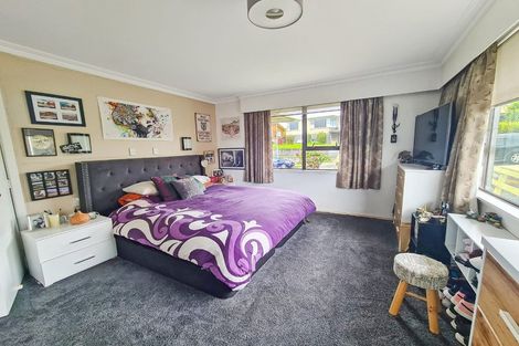 Photo of property in 47 Crownhill Street, Spotswood, New Plymouth, 4310