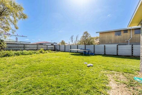 Photo of property in 32 Dundee Place, Strathern, Invercargill, 9812