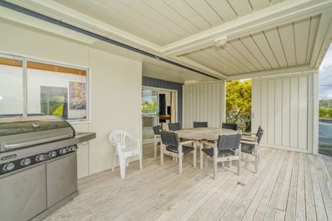 Photo of property in 180 Captain Cook Road, Cooks Beach, Whitianga, 3591