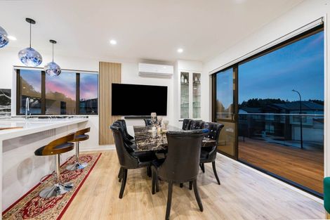 Photo of property in 5 Riwai Street, Flat Bush, Auckland, 2019