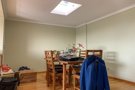 Photo of property in 2/4 Coronation Road, Glenfield, Auckland, 0627