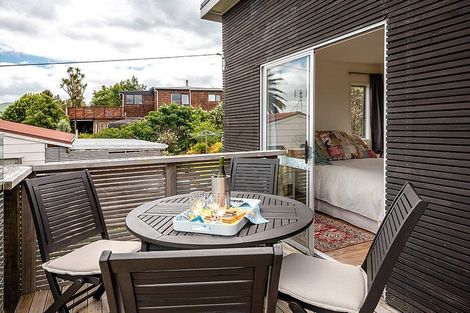 Photo of property in 19 Tetley Road, Surfdale, Waiheke Island, 1081