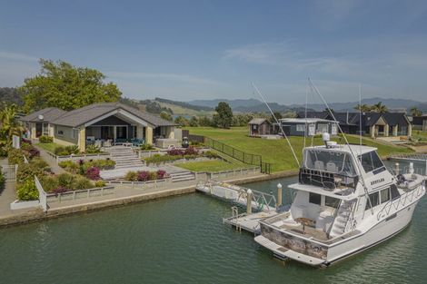 Photo of property in 30 Hei Esplanade, Whitianga, 3510