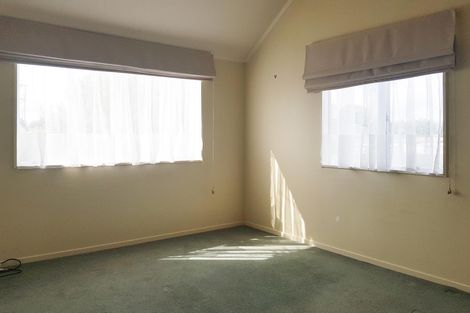 Photo of property in 56b Youngs Road, Papakura, 2110