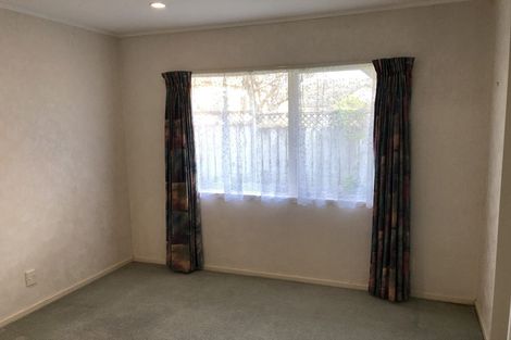 Photo of property in 70 Millhouse Drive, Northpark, Auckland, 2013