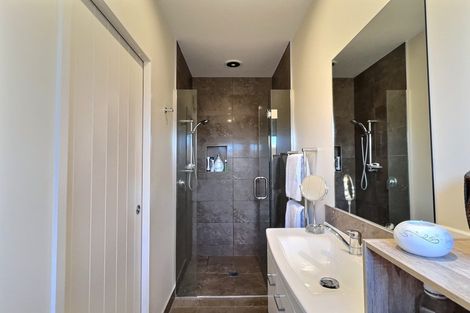 Photo of property in 10b Burness Road, Greenmeadows, Napier, 4112