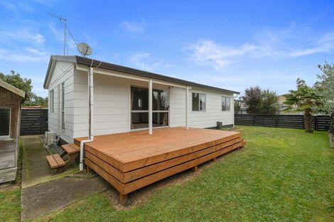 Photo of property in 16 Purcell Place, Melville, Hamilton, 3206