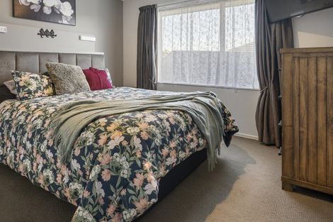 Photo of property in 9 Vining Crescent, Stoke, Nelson, 7011