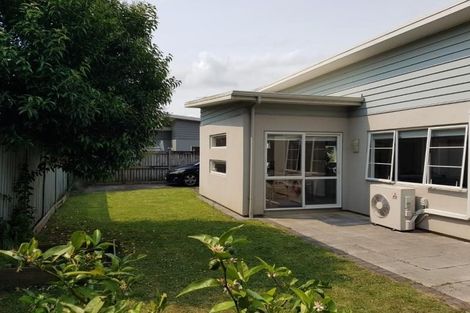 Photo of property in 7 Willowgrange Place, Pukekohe, 2120