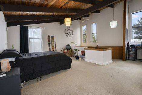 Photo of property in 12 Fairfax Terrace, Frankleigh Park, New Plymouth, 4310