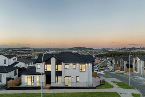 Photo of property in 19 Aklander Rise, Flat Bush, Auckland, 2019