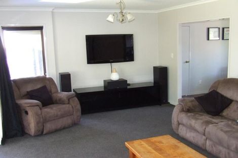 Photo of property in 3a Culzean Grove, Bell Block, New Plymouth, 4312