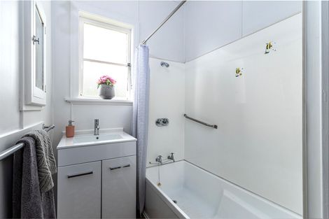 Photo of property in 27 School Road, Fairlie, 7925