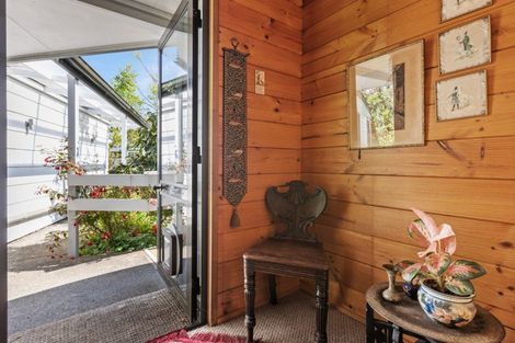 Photo of property in 12b Te Mata Peak Road, Havelock North, 4130