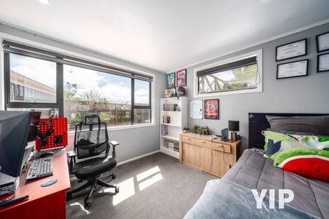 Photo of property in 16 Carluke Street, Paparangi, Wellington, 6037