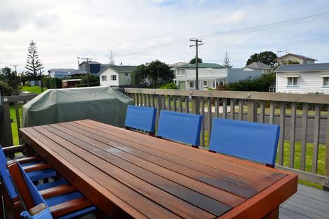 Photo of property in 31 Wallnutt Avenue, Waihi Beach, 3611