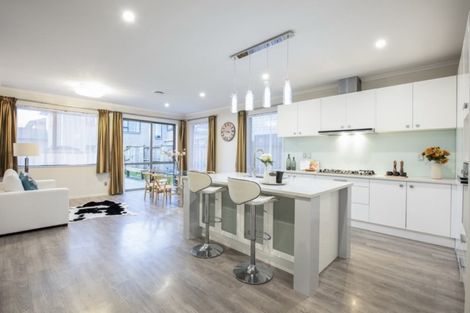 Photo of property in 3 Moville Drive, Flat Bush, Auckland, 2019