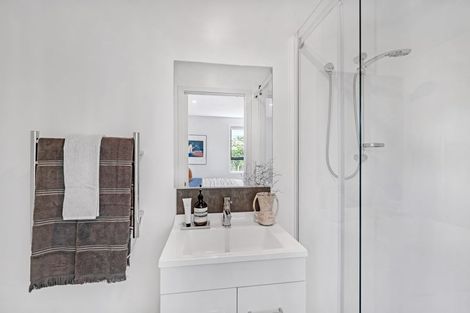 Photo of property in 1/74a Jeffreys Road, Fendalton, Christchurch, 8052