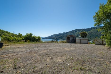 Photo of property in 43 Marina Drive, Waikawa, Picton, 7220