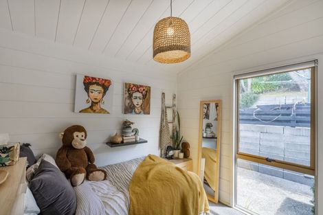 Photo of property in 19 Renown Road, Raumati South, Paraparaumu, 5032