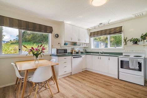 Photo of property in 3 Stephen Street, Halfway Bush, Dunedin, 9010