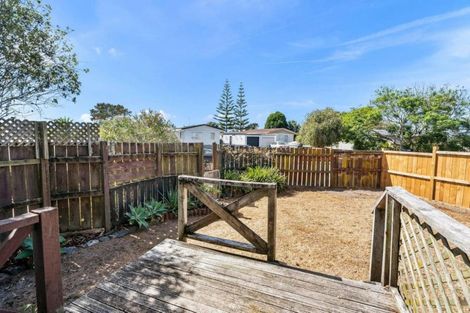 Photo of property in 12 Moki Place, Ruakaka, 0116