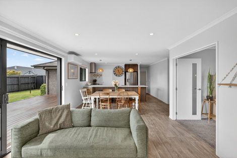 Photo of property in 27 Brenley Drive, Rolleston, 7614