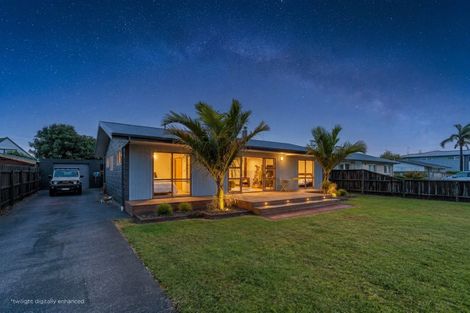 Photo of property in 75 Robinson Road, Whitianga, 3510