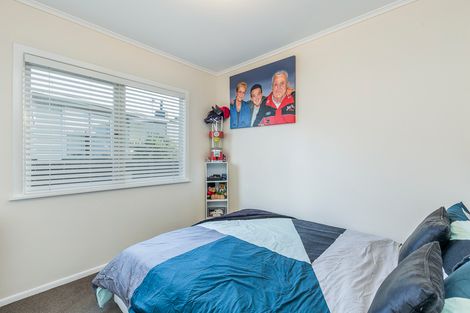 Photo of property in 44 Hepburn Road, Glendene, Auckland, 0602