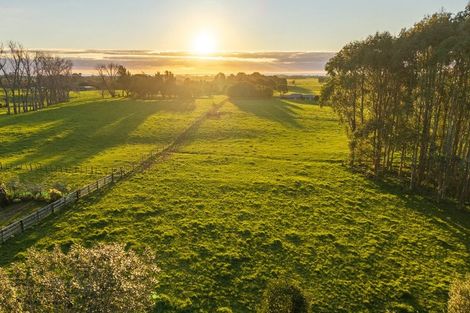 Photo of property in 56 Mickell Road, Hautere, Otaki, 5582