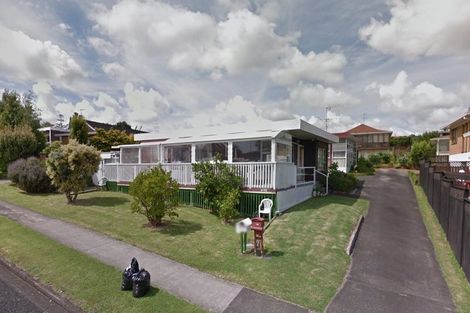 Photo of property in 1/172 Fisher Parade, Farm Cove, Auckland, 2012