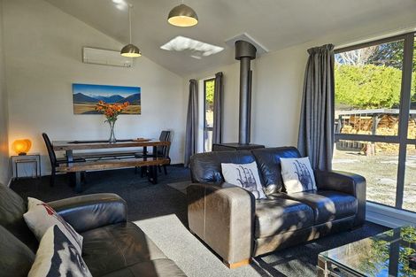 Photo of property in 12 O'neill Place, Lake Tekapo, 7999