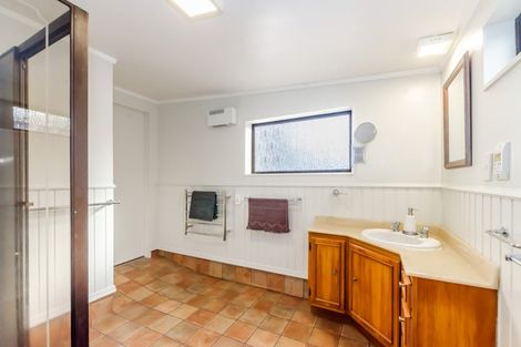 Photo of property in 36 Moana Road, Paraparaumu, 5032