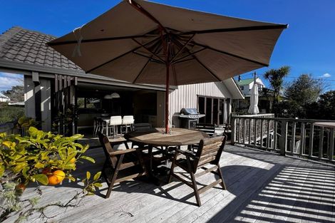 Photo of property in 24 Beach Haven Road, Beach Haven, Auckland, 0626