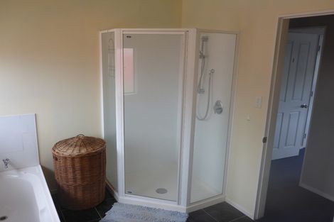 Photo of property in 53a Tauhinu Road, Miramar, Wellington, 6022