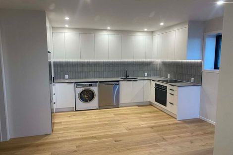 Photo of property in 10 Pari Tai Way, Houghton Bay, Wellington, 6023