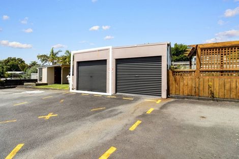 Photo of property in 303a Devon Street West, New Plymouth, 4310