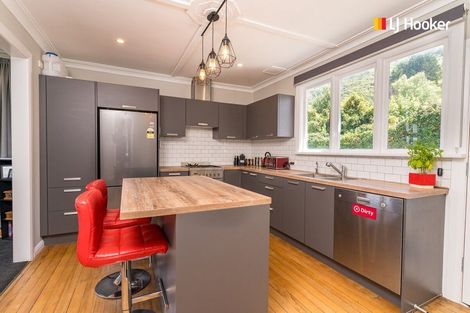 Photo of property in 15 Monowai Road, Ravensbourne, Dunedin, 9022