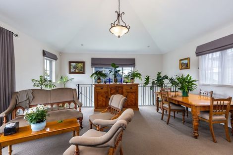 Photo of property in 33 Chateau Crescent, Rangatira Park, Taupo, 3330