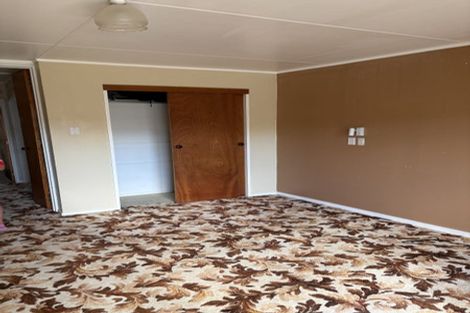 Photo of property in 46 Terry Crescent, Milson, Palmerston North, 4414