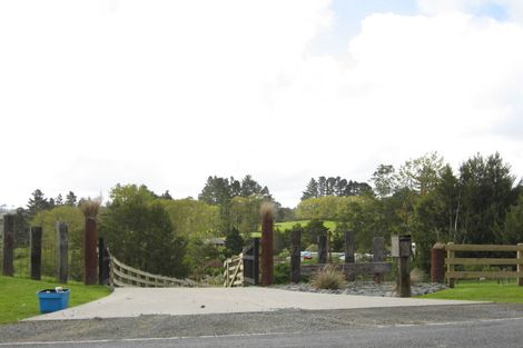 Photo of property in 91 Oraha Road, Kumeu, 0892