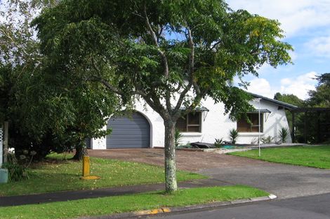 Photo of property in 6 Tyrian Close, Half Moon Bay, Auckland, 2012