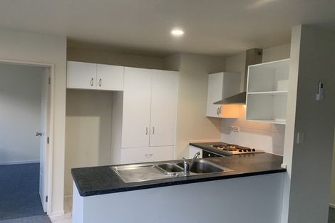 Photo of property in 62 Woodbank Drive, Glen Eden, Auckland, 0602