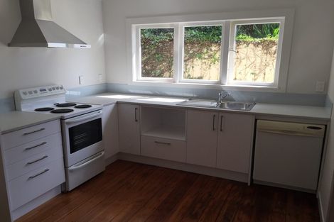 Photo of property in 52 Kiriwai Road, Paremata, Porirua, 5024