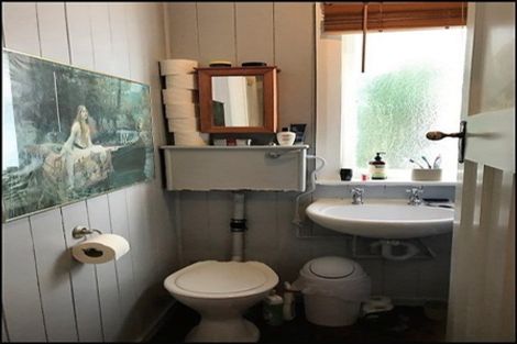 Photo of property in 49 Clyde Street, Island Bay, Wellington, 6023