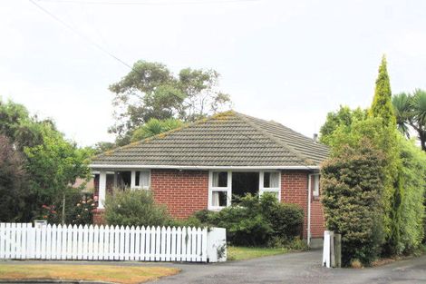 Photo of property in 25 Bideford Place, Dallington, Christchurch, 8061
