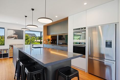 Photo of property in 156 Upton Street, Wanaka, 9305