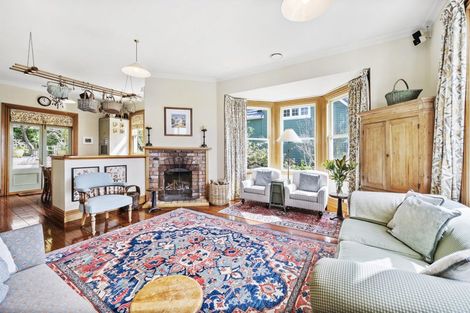 Photo of property in 129 Upland Road, Kelburn, Wellington, 6012