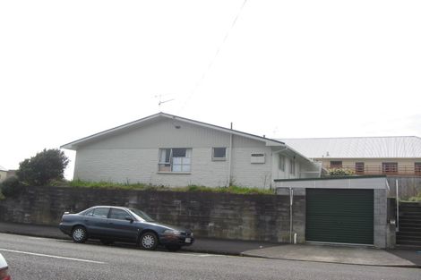 Photo of property in 61 Gover Street, New Plymouth, 4310